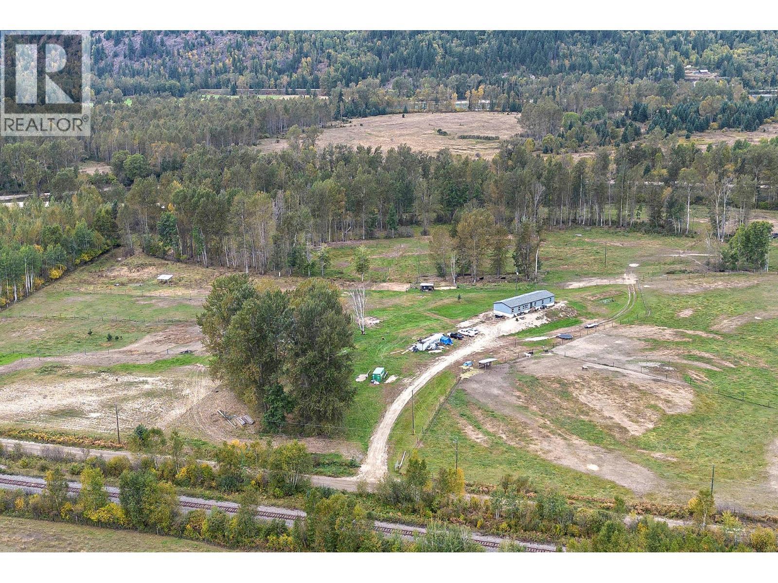 2804 Auldgirth Road, Clearwater, BC