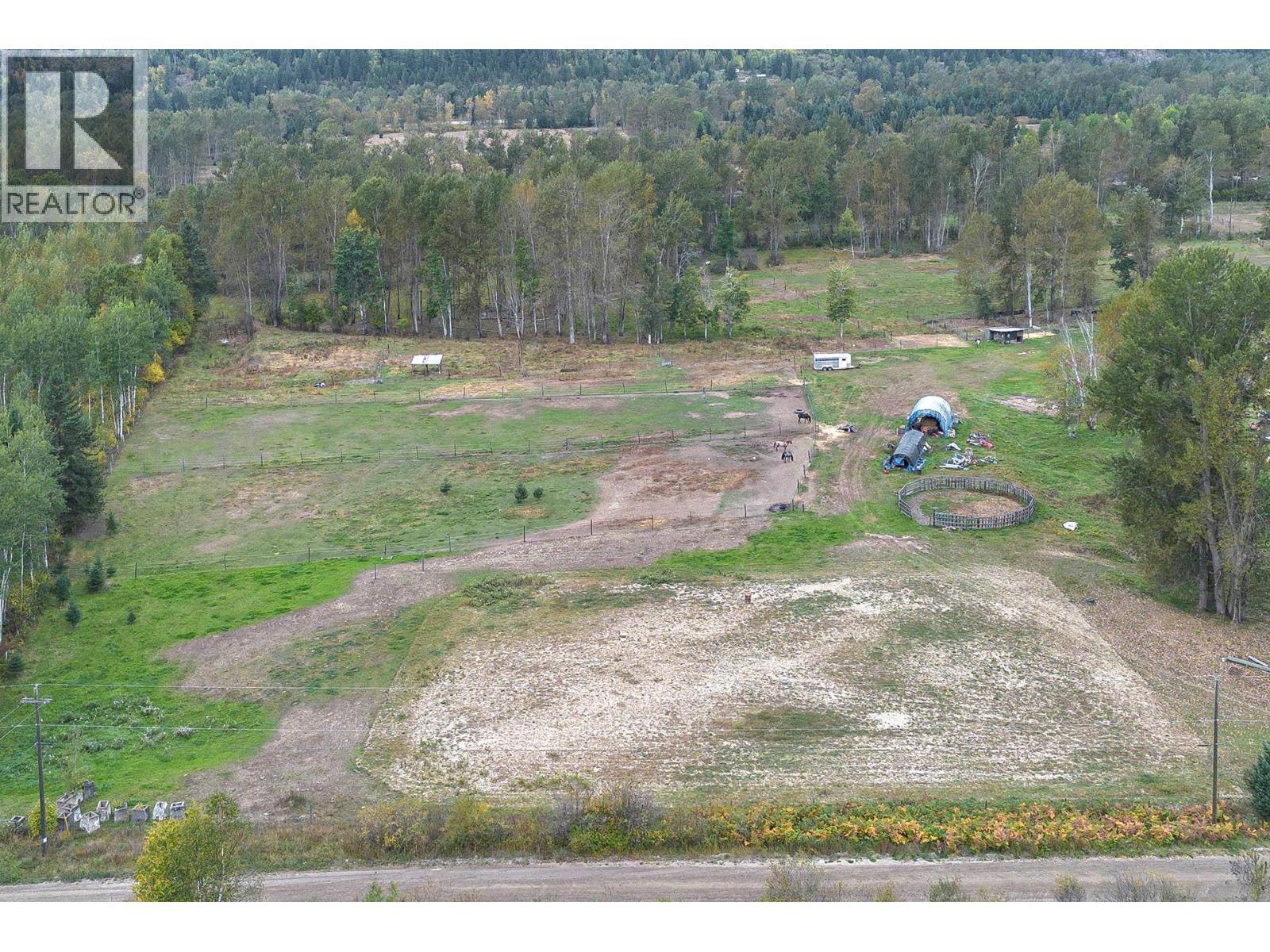 2804 Auldgirth Road, Clearwater, BC