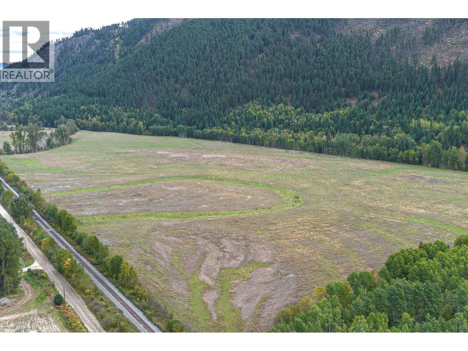 2804 Auldgirth Road, Clearwater, BC