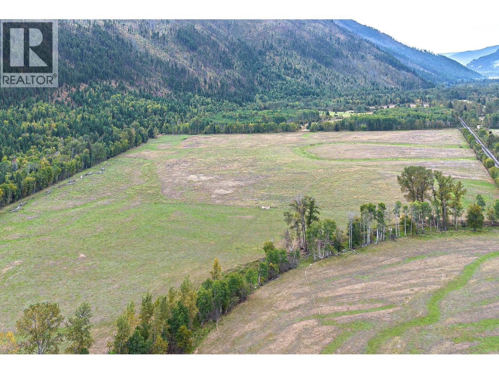 2804 Auldgirth Road, Clearwater, BC