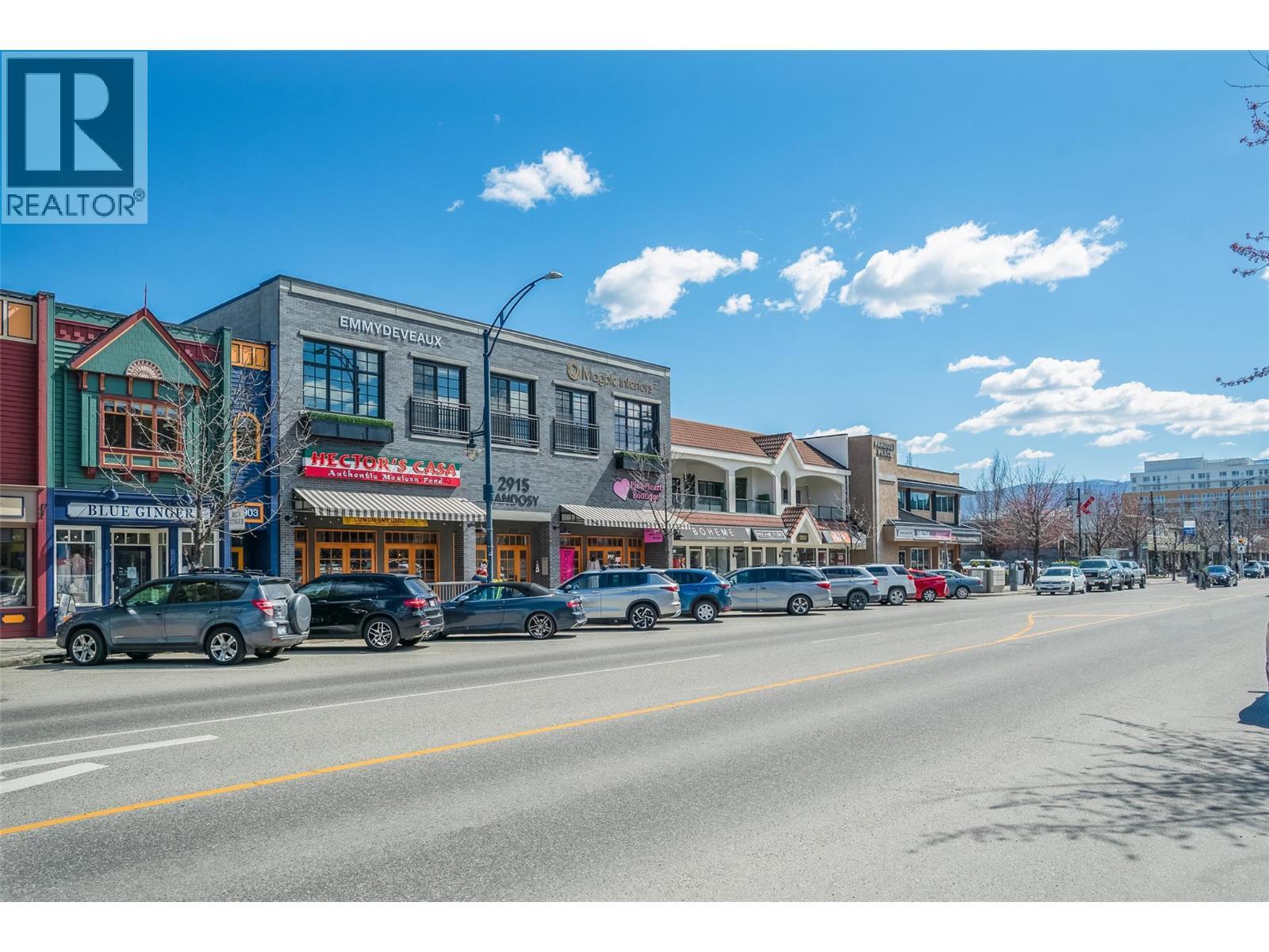 2681 Abbott Street, Kelowna, BC - Outdoor