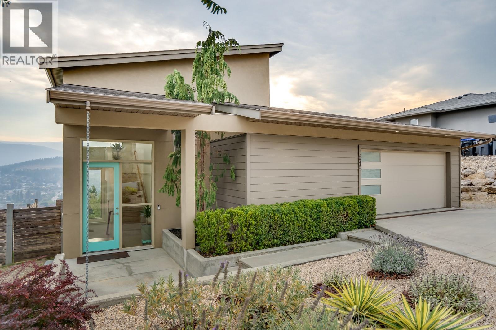 Welcome to 1040 Henderson Drive - 1040 Henderson Drive, Kelowna, BC - Outdoor With Exterior