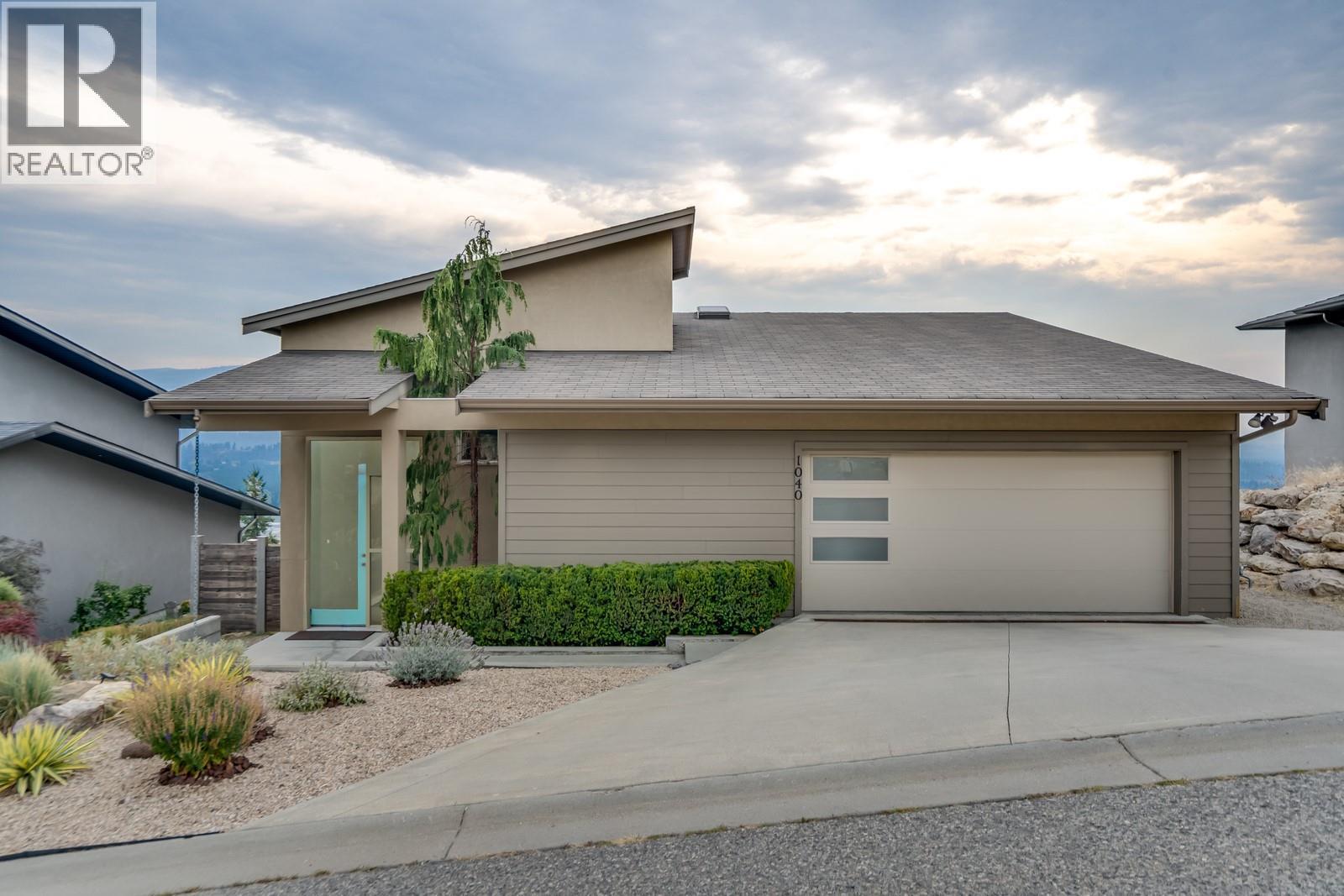 1040 Henderson Drive, Kelowna, BC - Outdoor