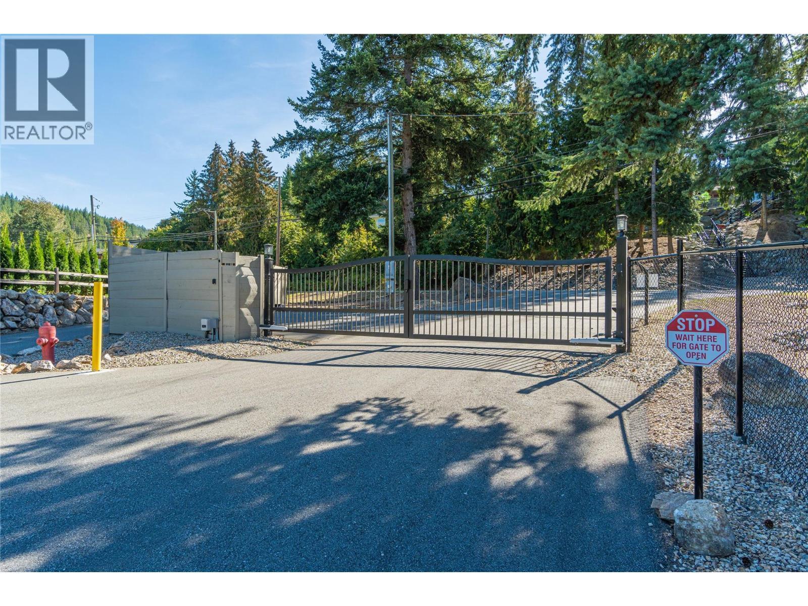 2695 Blind Bay Road Unit# 79, Blind Bay, BC