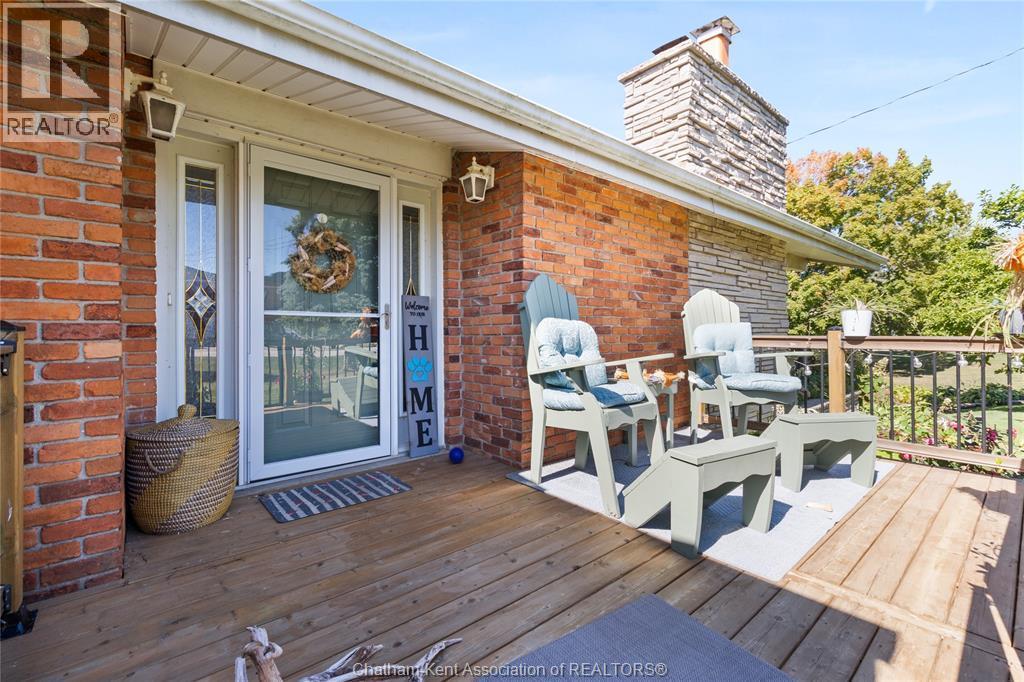 19418 Charing Cross Road, Cedar Springs, ON - Outdoor With Deck Patio Veranda With Exterior
