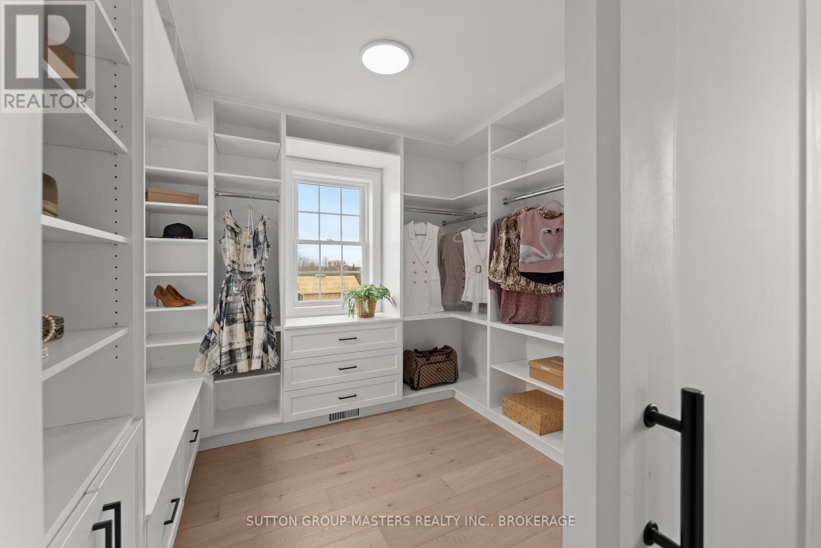 276 Old Kiln Crescent, Kingston (Kingston East (Incl Barret Crt)), ON - Indoor With Storage