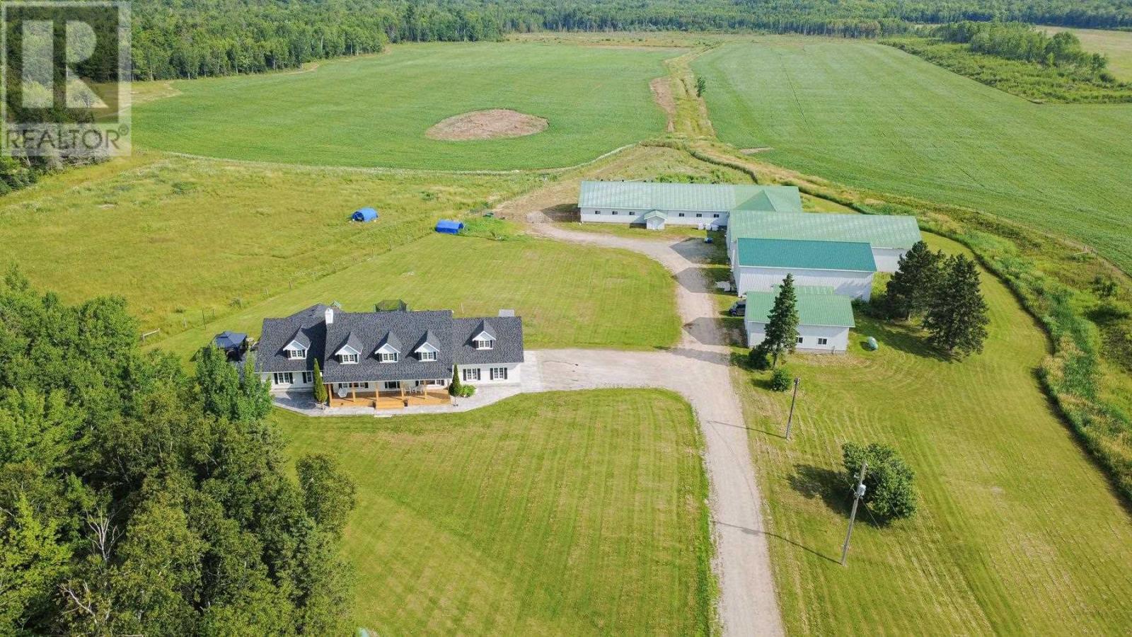 176 Mccluskie Rd, Desbarats, ON