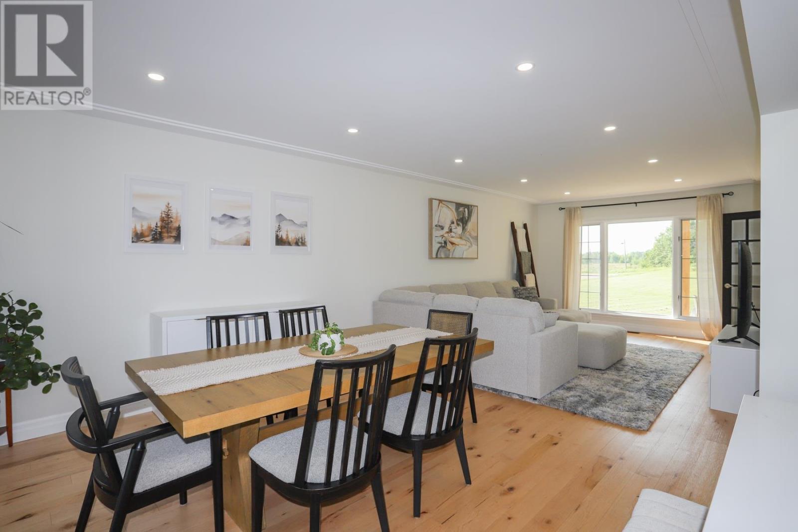 176 Mccluskie Rd, Desbarats, ON