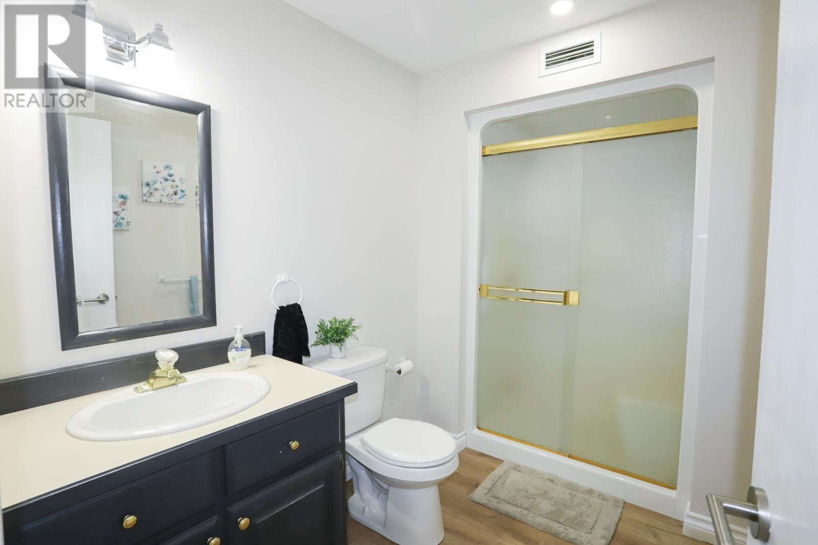 176 Mccluskie Rd, Desbarats, ON