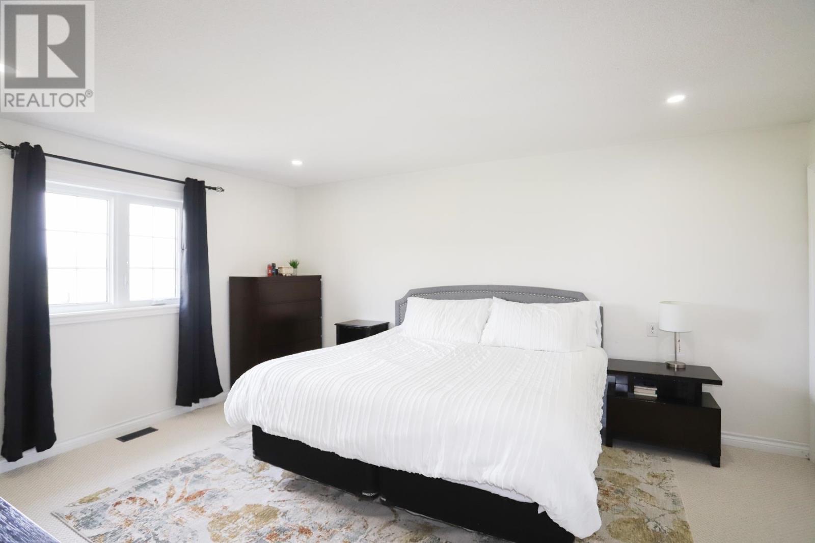 176 Mccluskie Rd, Desbarats, ON