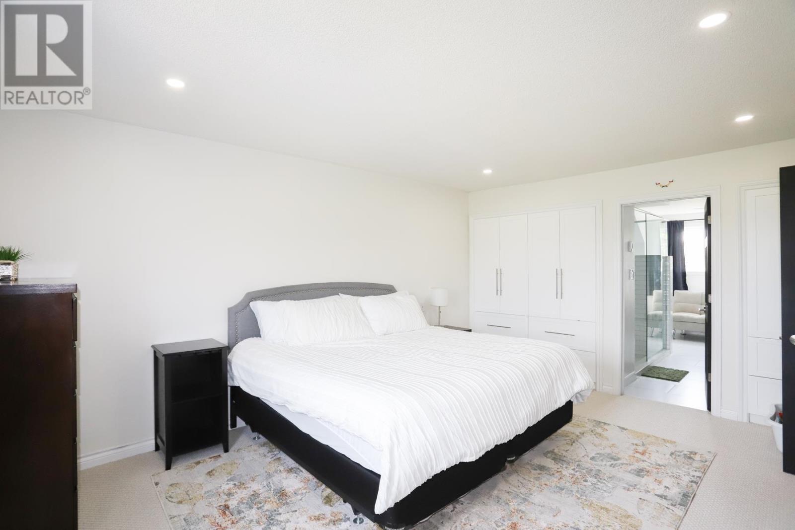 176 Mccluskie Rd, Desbarats, ON