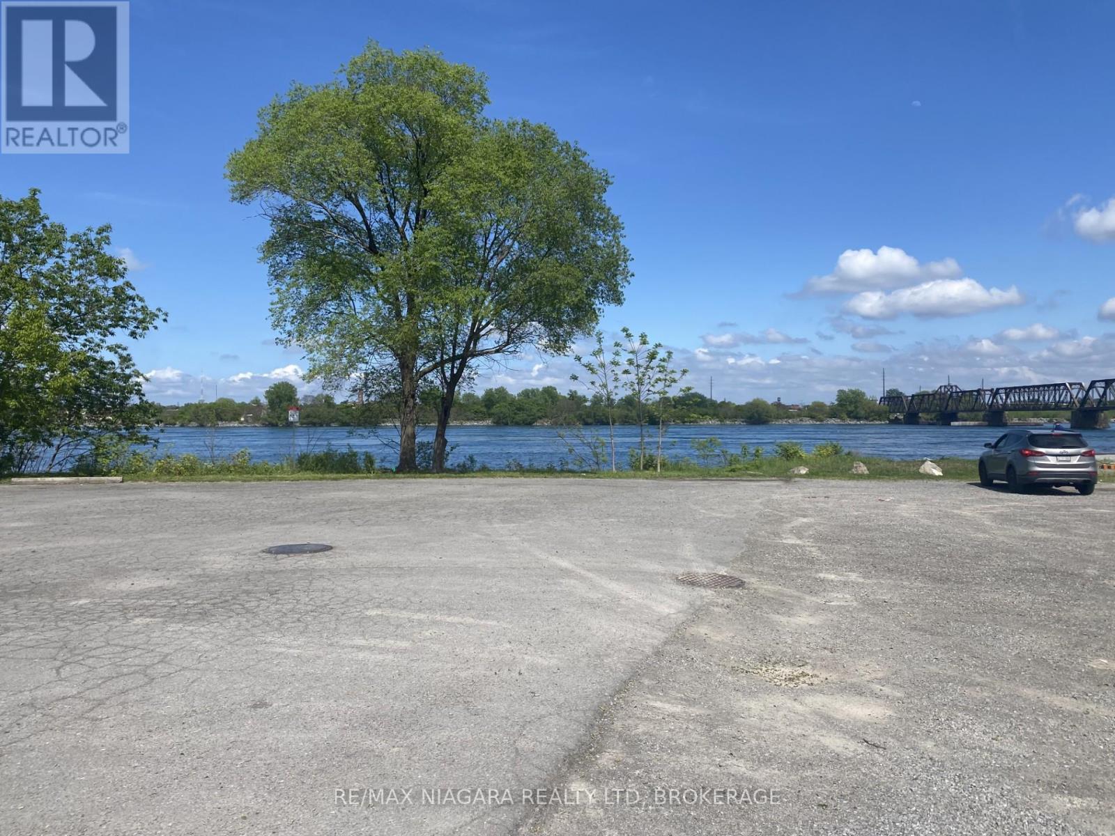 NIagara River - 2 - 23 Jarvis Street, Fort Erie (Central), ON