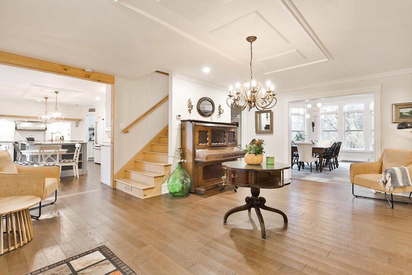 Hall - 5142 Ch. Salaberry, Carignan, QC - Indoor Photo Showing Living Room