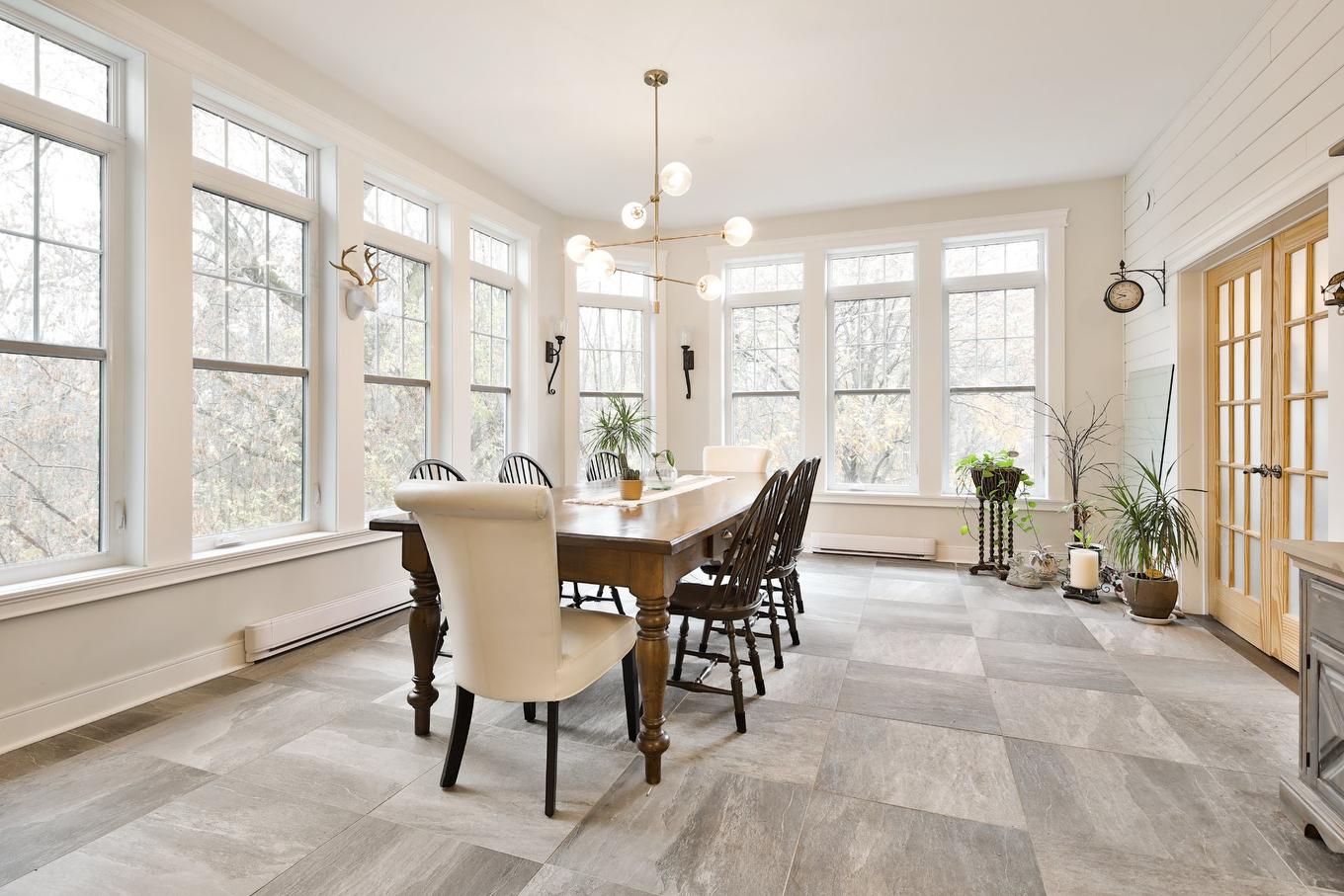 Dining room - 5142 Ch. Salaberry, Carignan, QC - Indoor Photo Showing Dining Room