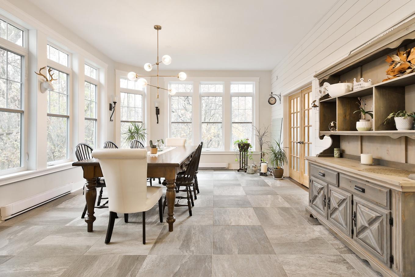 Dining room - 5142 Ch. Salaberry, Carignan, QC - Indoor Photo Showing Dining Room