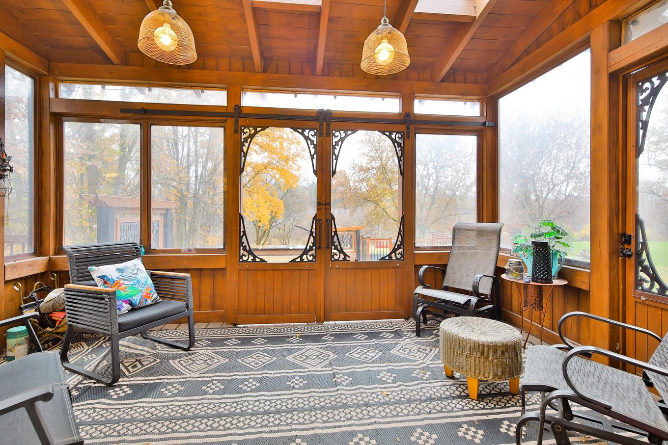 Solarium/Sunroom - 5142 Ch. Salaberry, Carignan, QC - Photo Showing Other Room