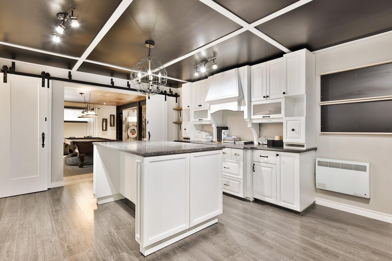 Office - 5142 Ch. Salaberry, Carignan, QC - Indoor Photo Showing Kitchen