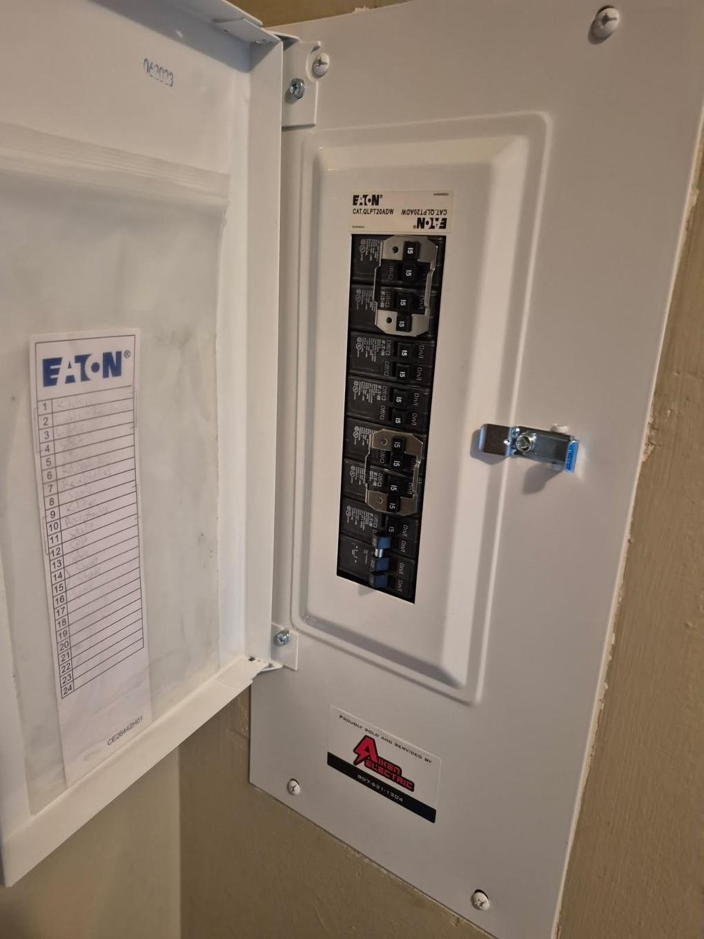 1208 405 Waverly Street, Thunder Bay, ON - Indoor Photo Showing Other Room