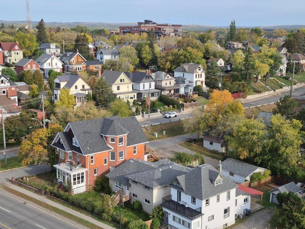 1208 405 Waverly Street, Thunder Bay, ON - Outdoor With View