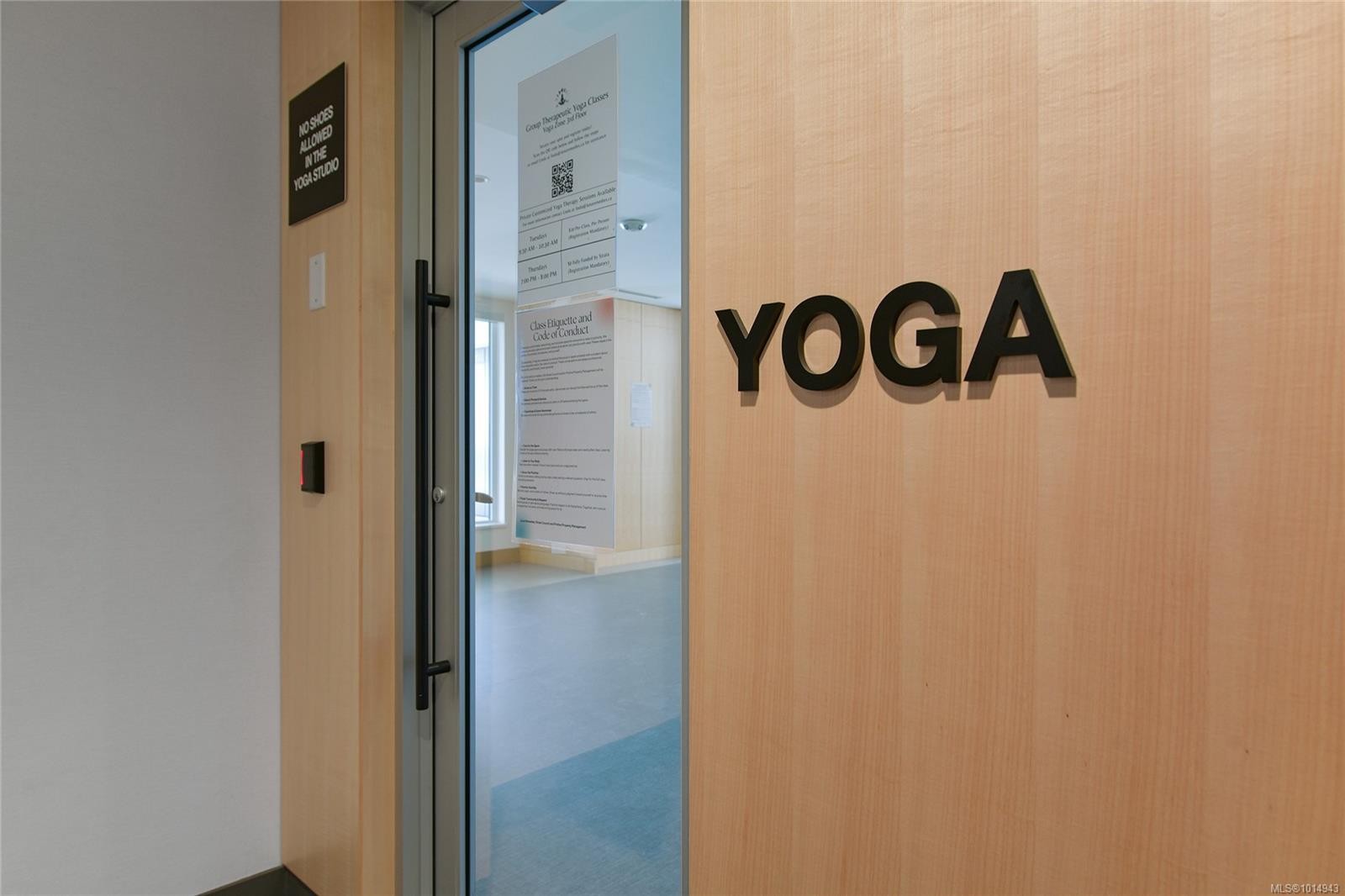 1504-2000 Hannington Rd, Langford, BC - Indoor Photo Showing Other Room