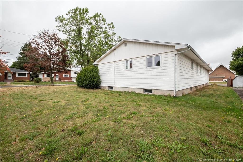 54 Bessborough, Moncton, NB