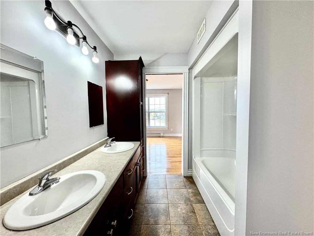 193 Houlahan, Dieppe, NB