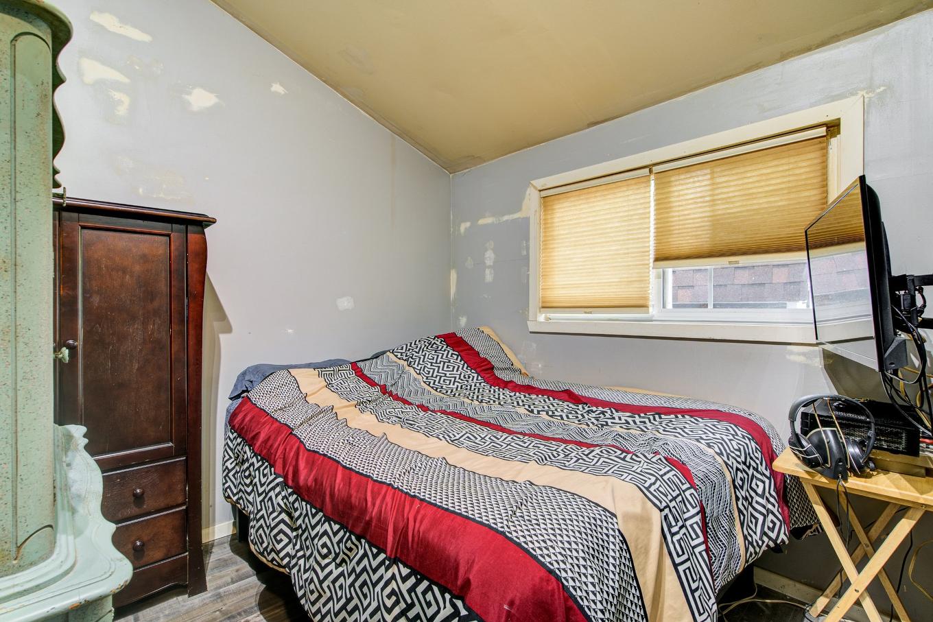 Chambre à coucher - 47-4506 Route 344, Saint-Placide, QC - Indoor Photo Showing Bedroom