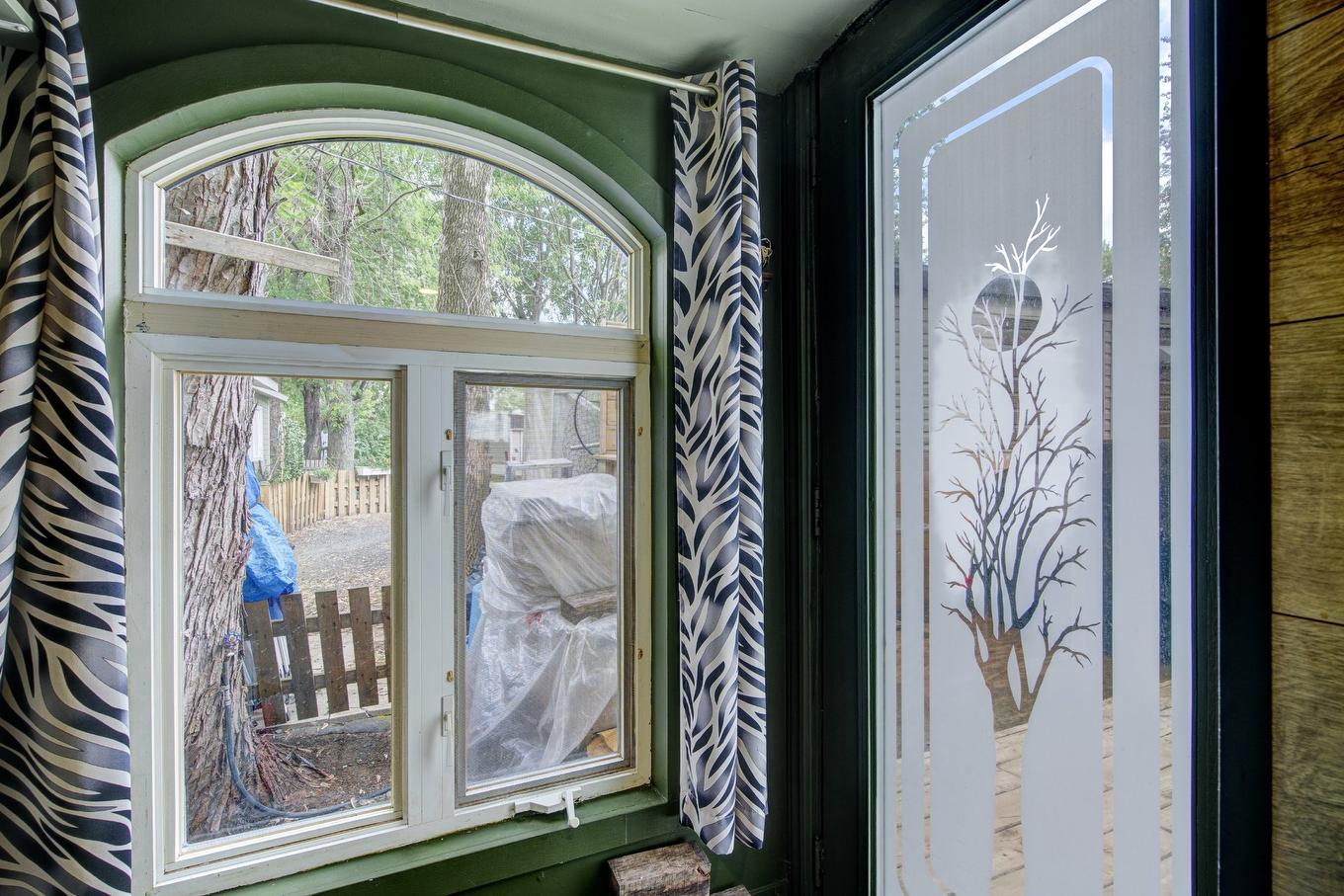 Hall d'entrée/Vestibule - 47-4506 Route 344, Saint-Placide, QC - Indoor Photo Showing Other Room