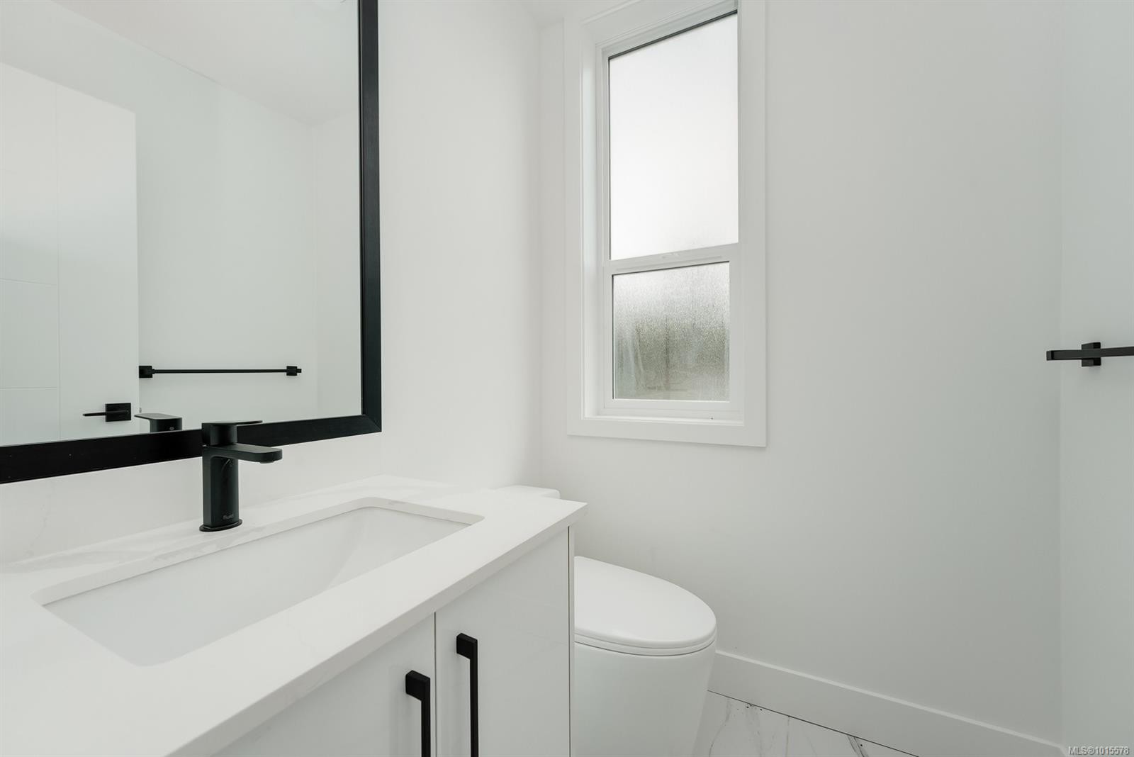 6-1171 Stelly'S Cross Rd, Central Saanich, BC