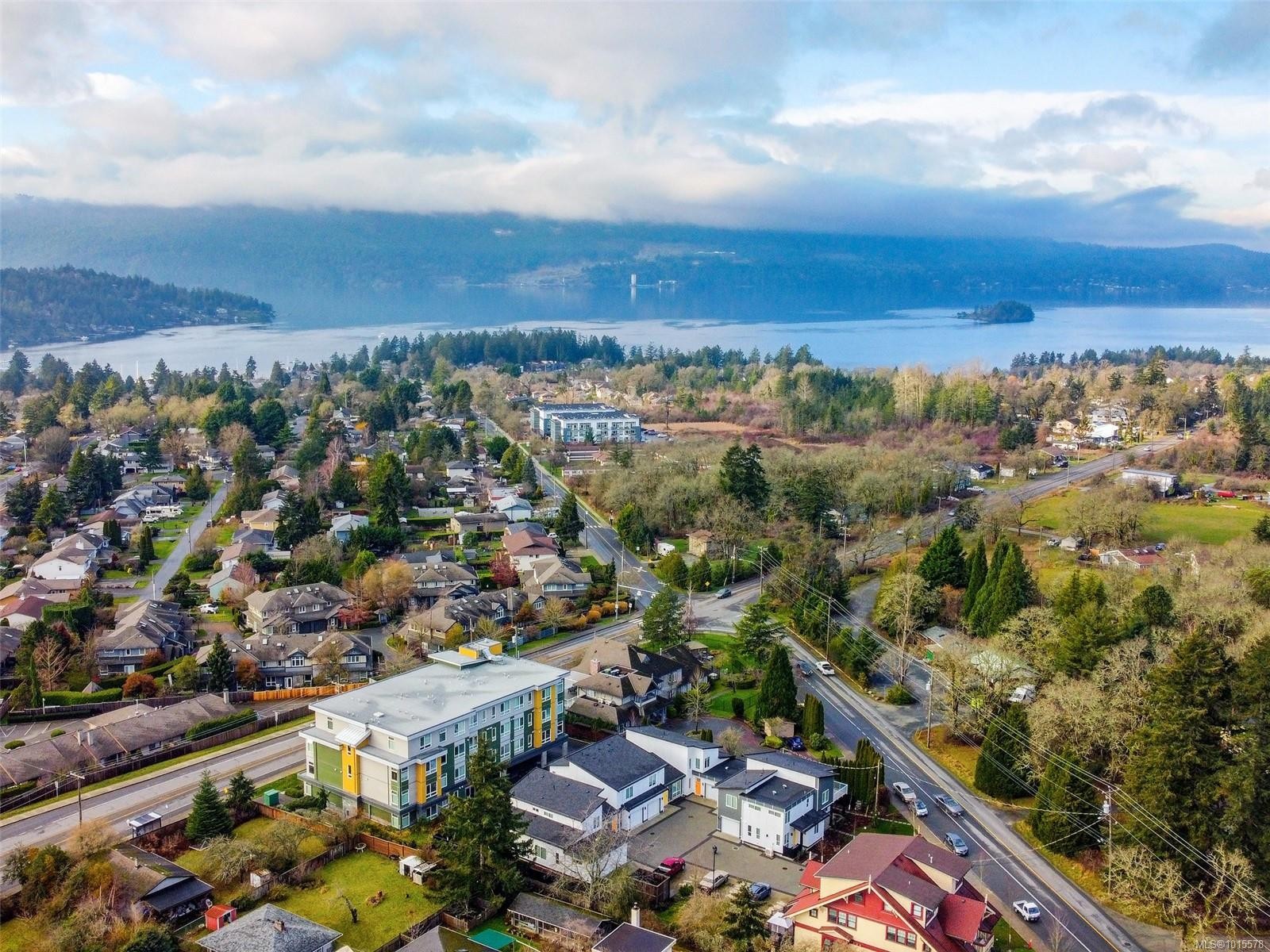 6-1171 Stelly'S Cross Rd, Central Saanich, BC