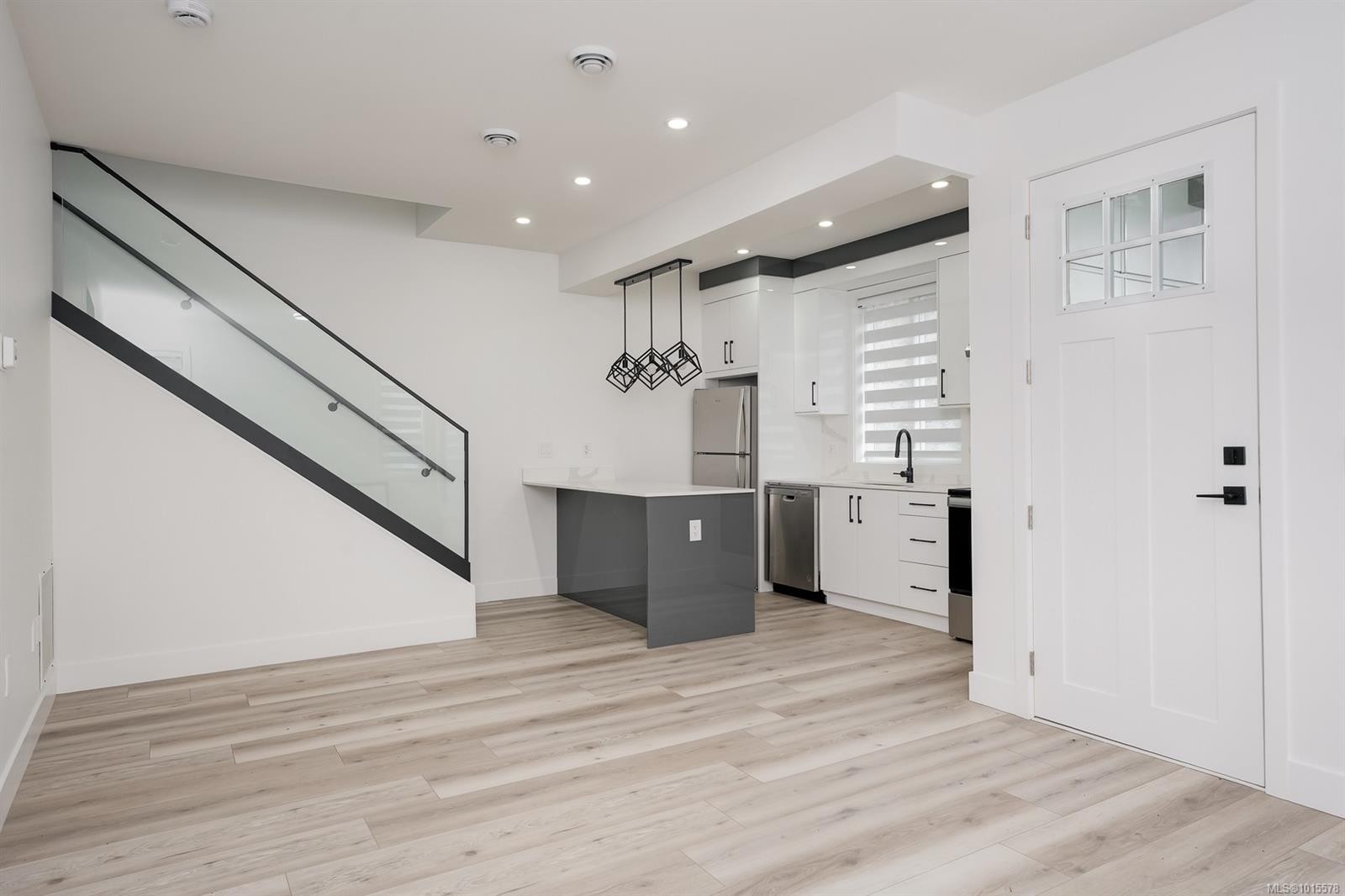 6-1171 Stelly'S Cross Rd, Central Saanich, BC