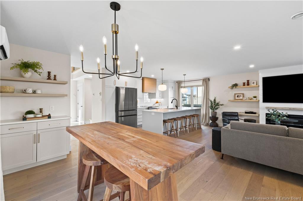 292 Falcon Dr, Moncton, NB