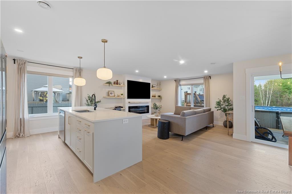 292 Falcon Dr, Moncton, NB