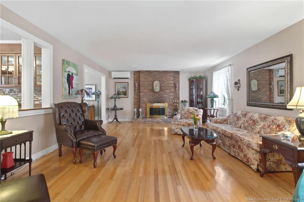 960 Shediac Rd, Moncton, NB