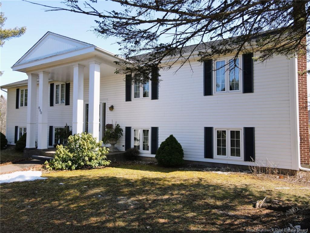 960 Shediac Rd, Moncton, NB