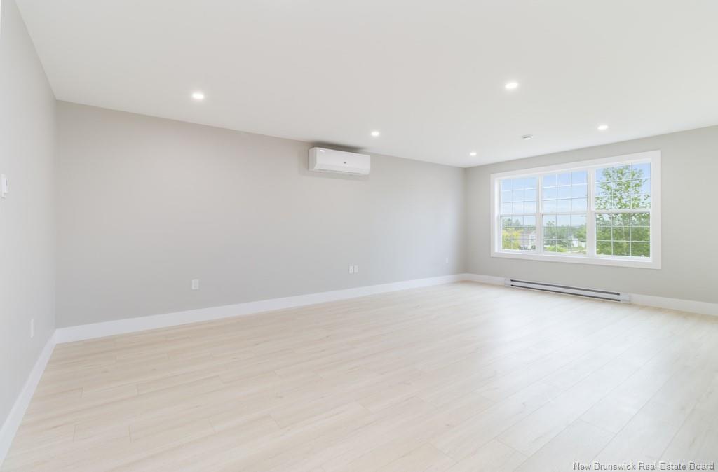 83 Glennorth St, Fredericton, NB