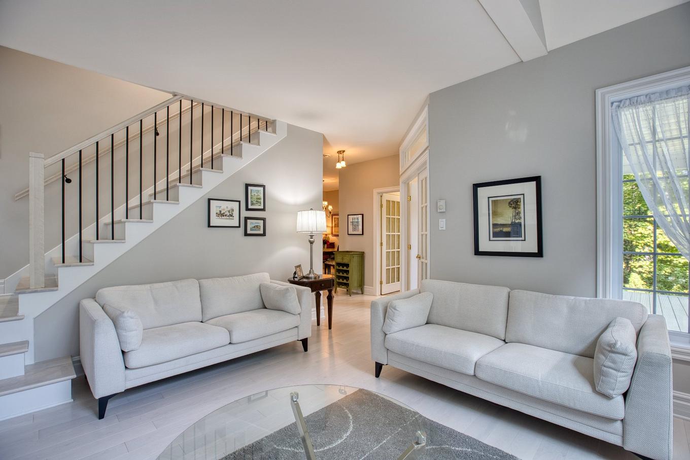 Living room - 534 Rue Du Meunier, Sainte-Adèle, QC - Indoor Photo Showing Living Room