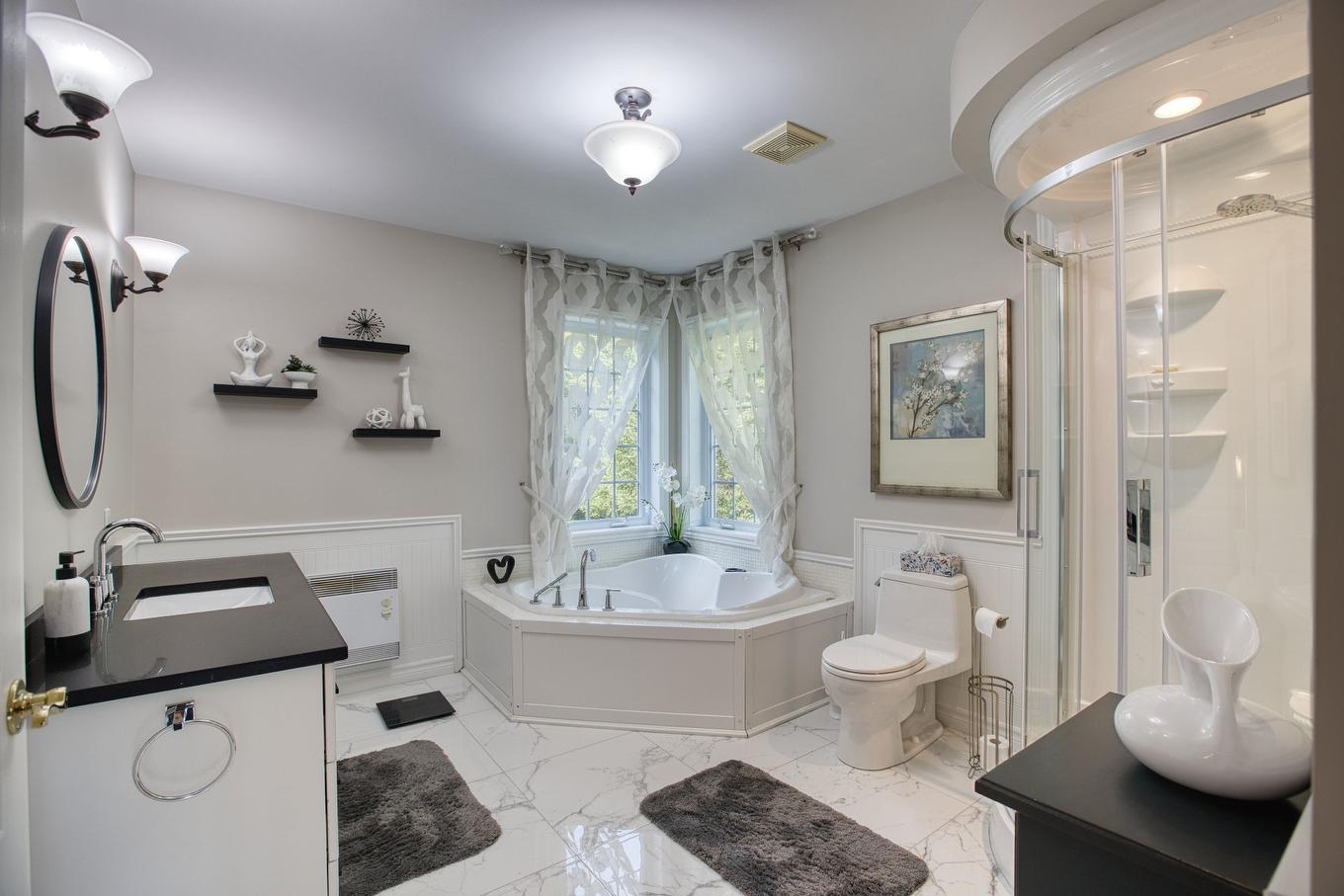 Bathroom - 534 Rue Du Meunier, Sainte-Adèle, QC - Indoor Photo Showing Bathroom