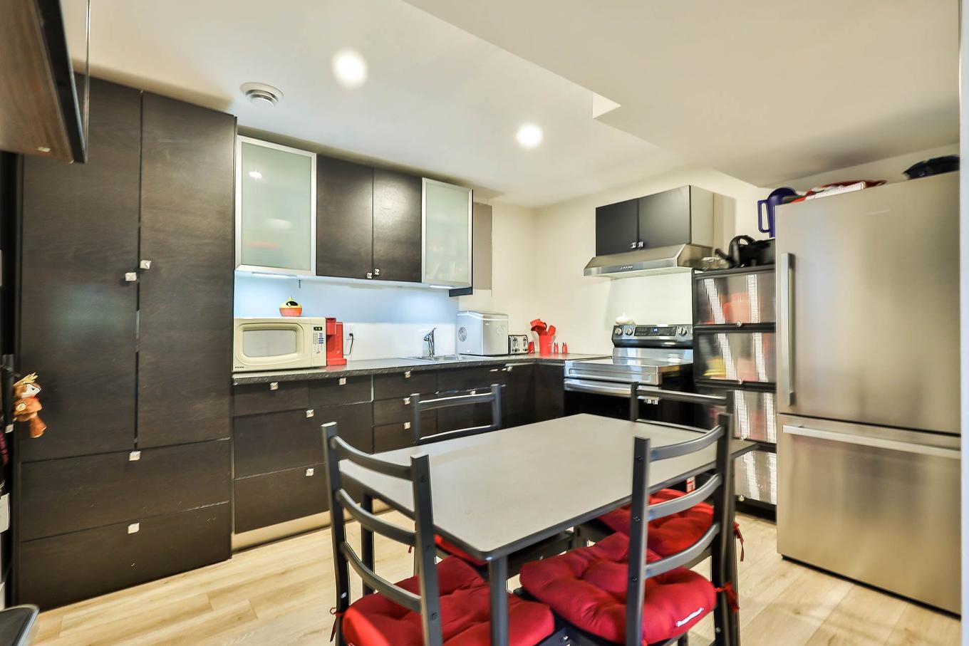 Intergénération - 657 Rue Sigouin, Gatineau (Gatineau), QC - Indoor Photo Showing Kitchen