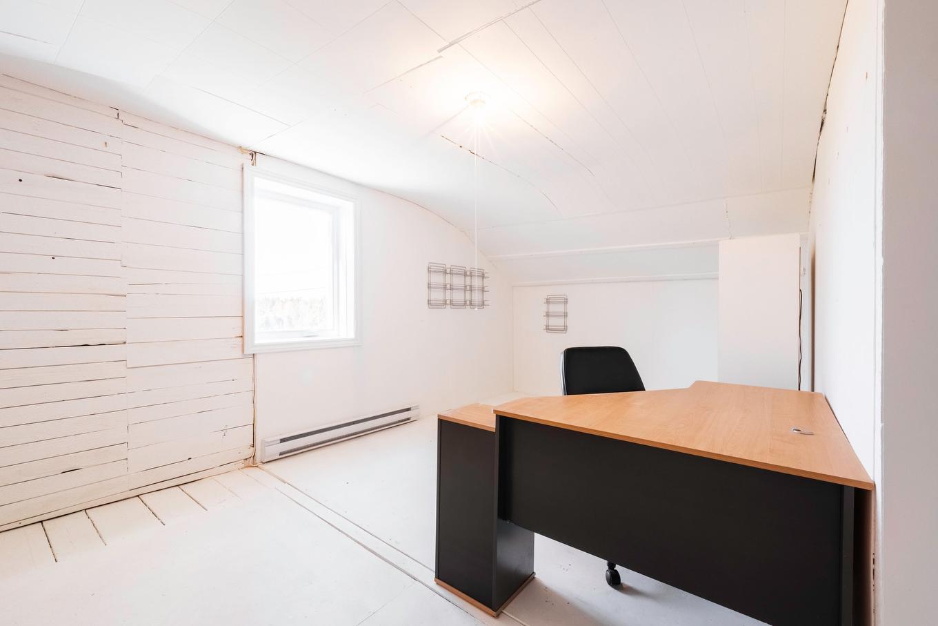 Office - 200 Rg Lafontaine, Sainte-Perpétue, QC - Indoor