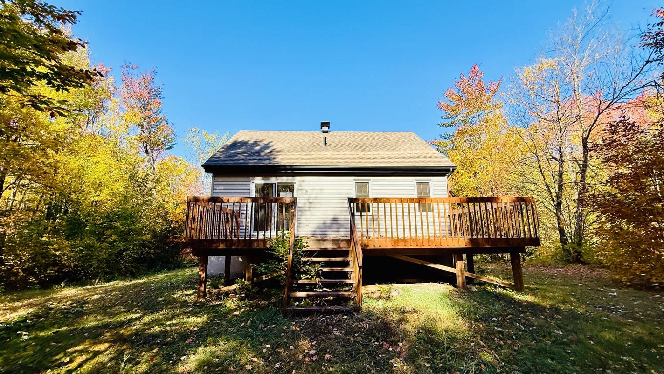 Back facade - 178 Rue Des Tournesols, Saint-Colomban, QC - Outdoor With Deck Patio Veranda