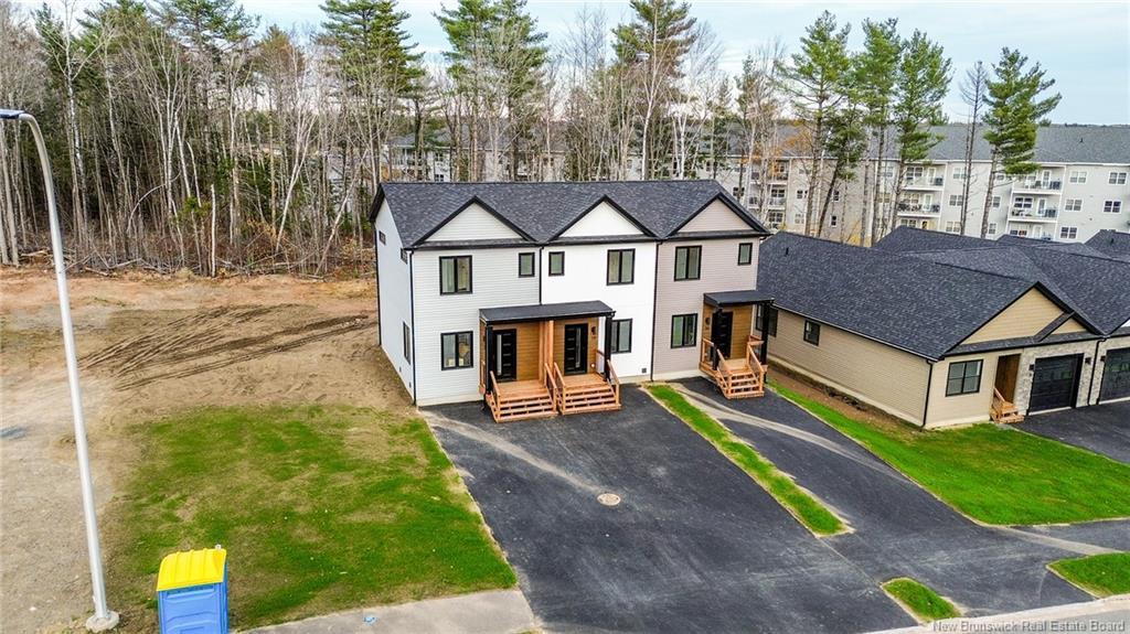 16 Terry Fox Dr, Oromocto, NB