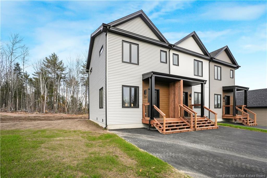 16 Terry Fox Dr, Oromocto, NB