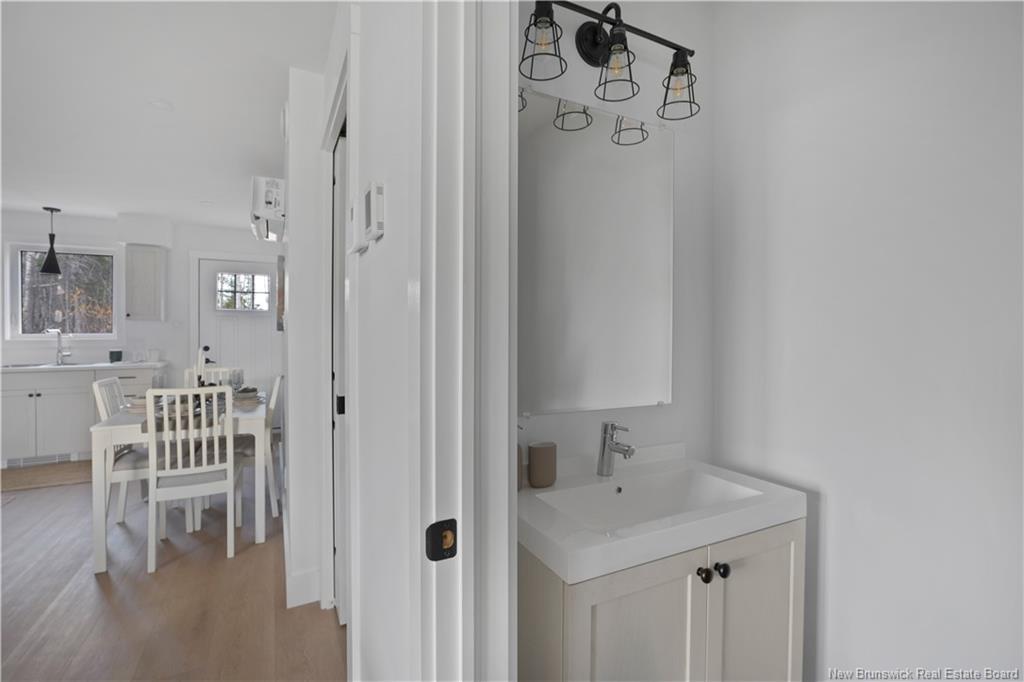 20 Terry Fox Dr, Oromocto, NB