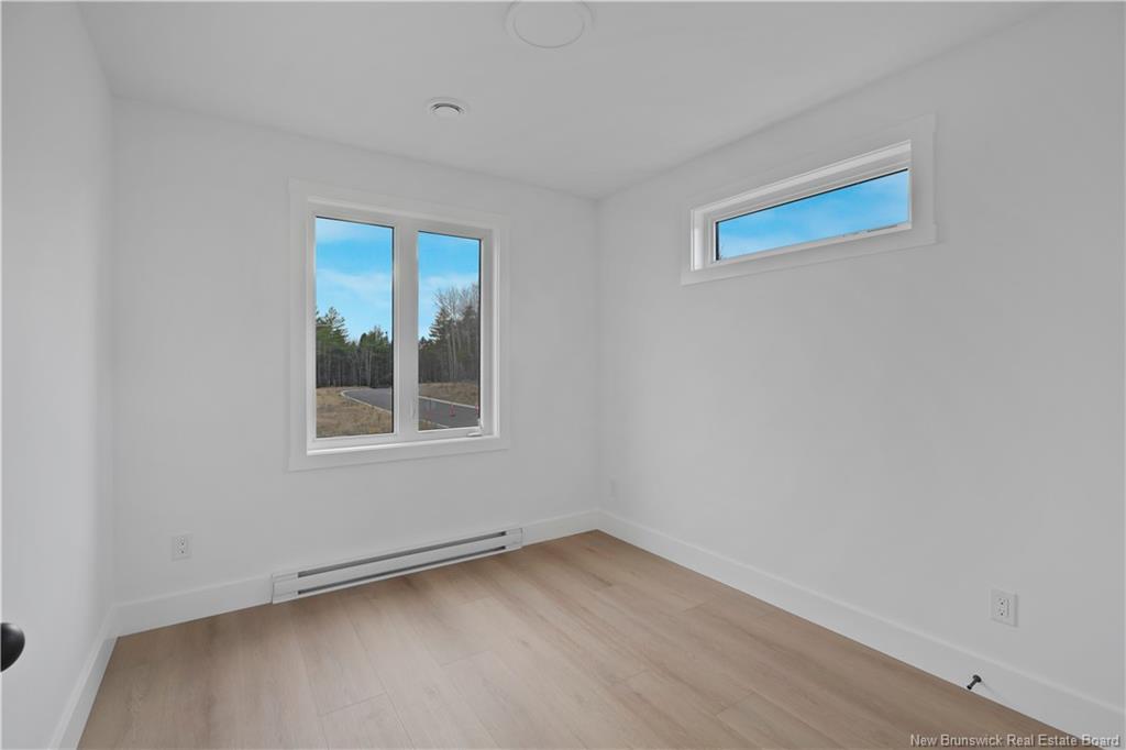 20 Terry Fox Dr, Oromocto, NB