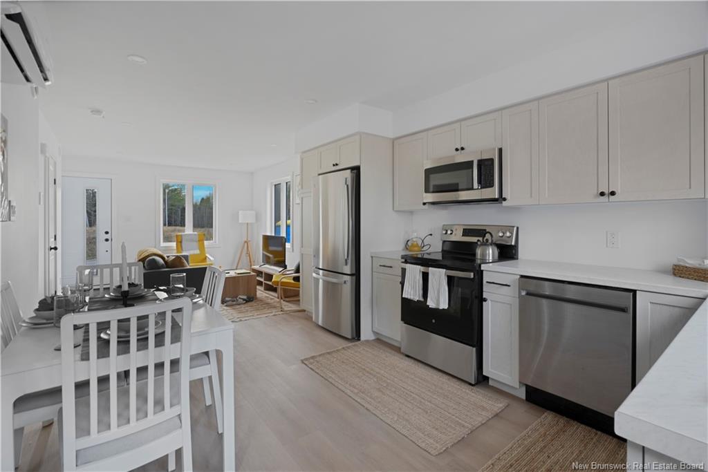 20 Terry Fox Dr, Oromocto, NB