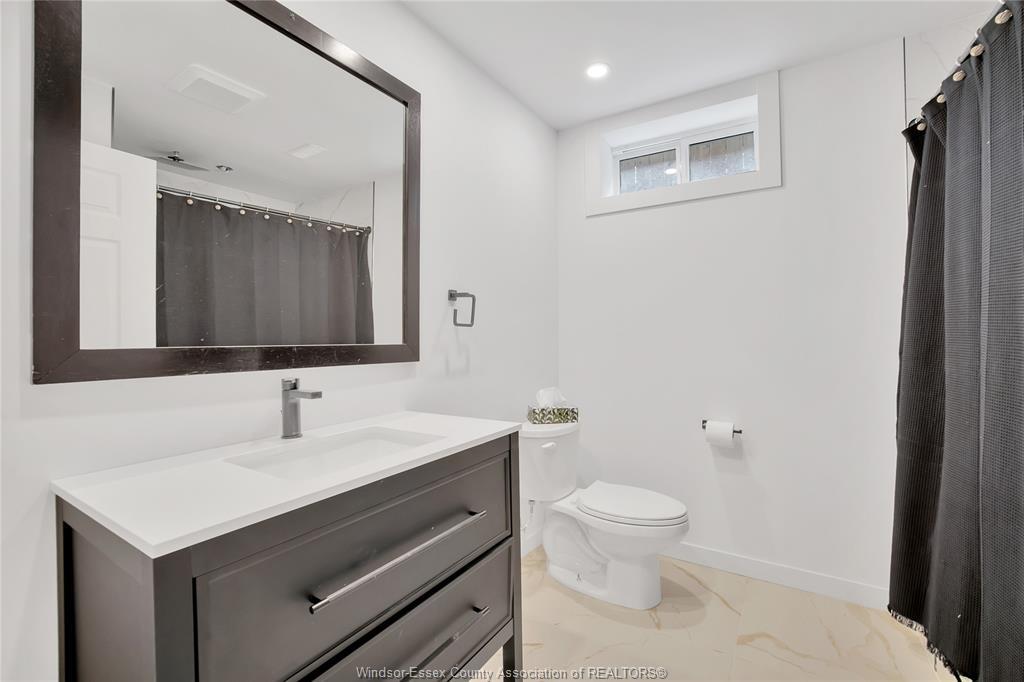 1835 Dominion Boulevard, Windsor, ON