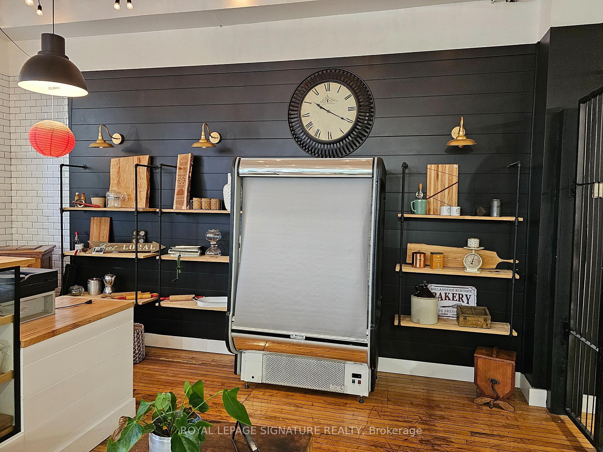 630 Dundas Street, London East, ON