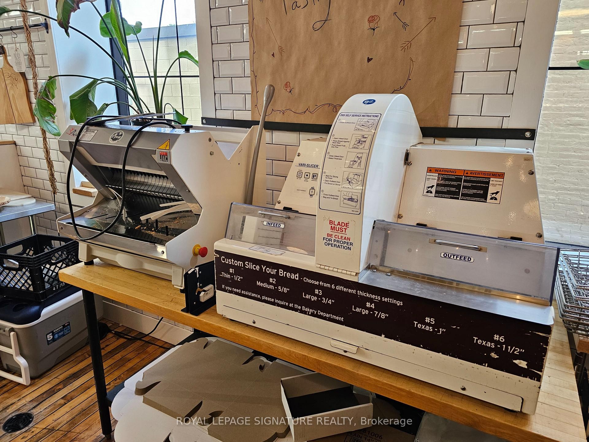 630 Dundas Street, London East, ON