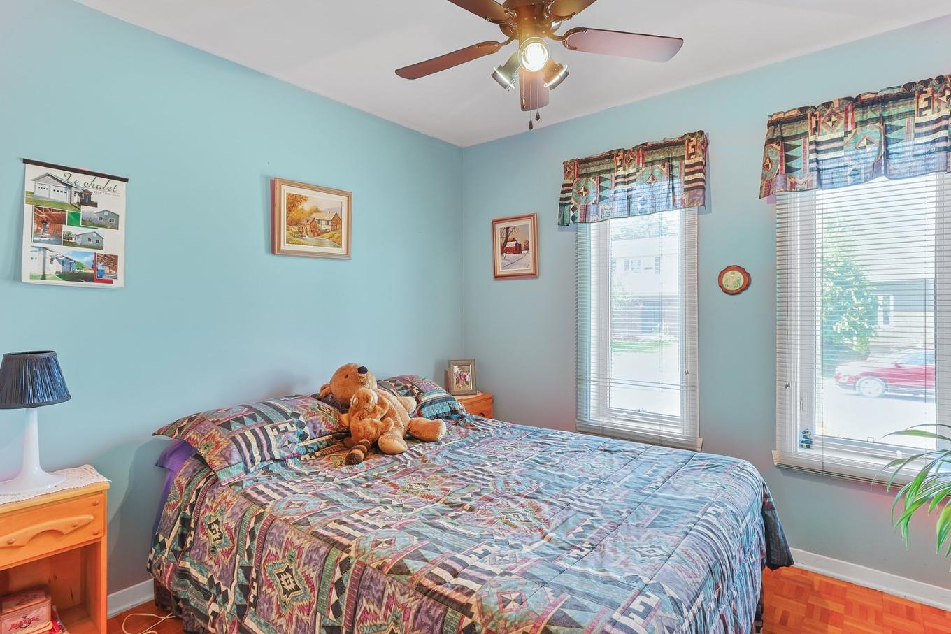 Chambre à coucher - 261 Rue St-Louis, Salaberry-De-Valleyfield, QC - Indoor Photo Showing Bedroom